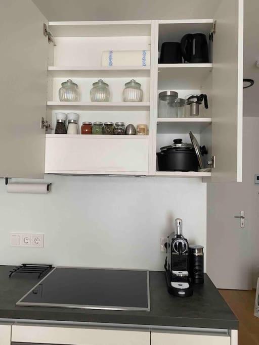 Modern Apartment Near Stadtpark Vienna Exterior photo