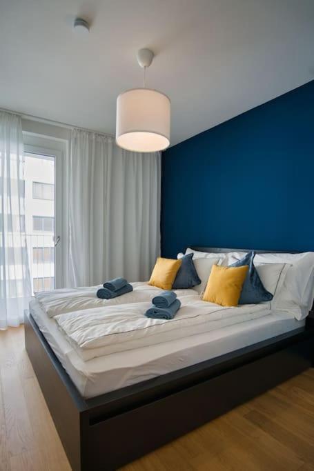 Modern Apartment Near Stadtpark Vienna Exterior photo